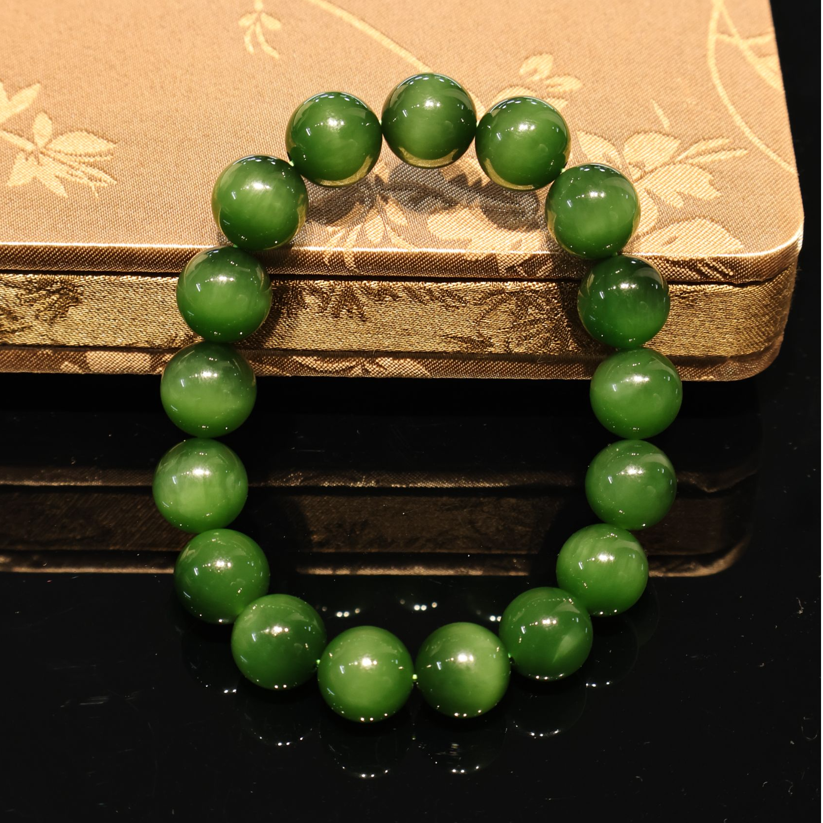 【一源珠宝vip限定】天然和田碧玉辣绿猫眼手串12MM
