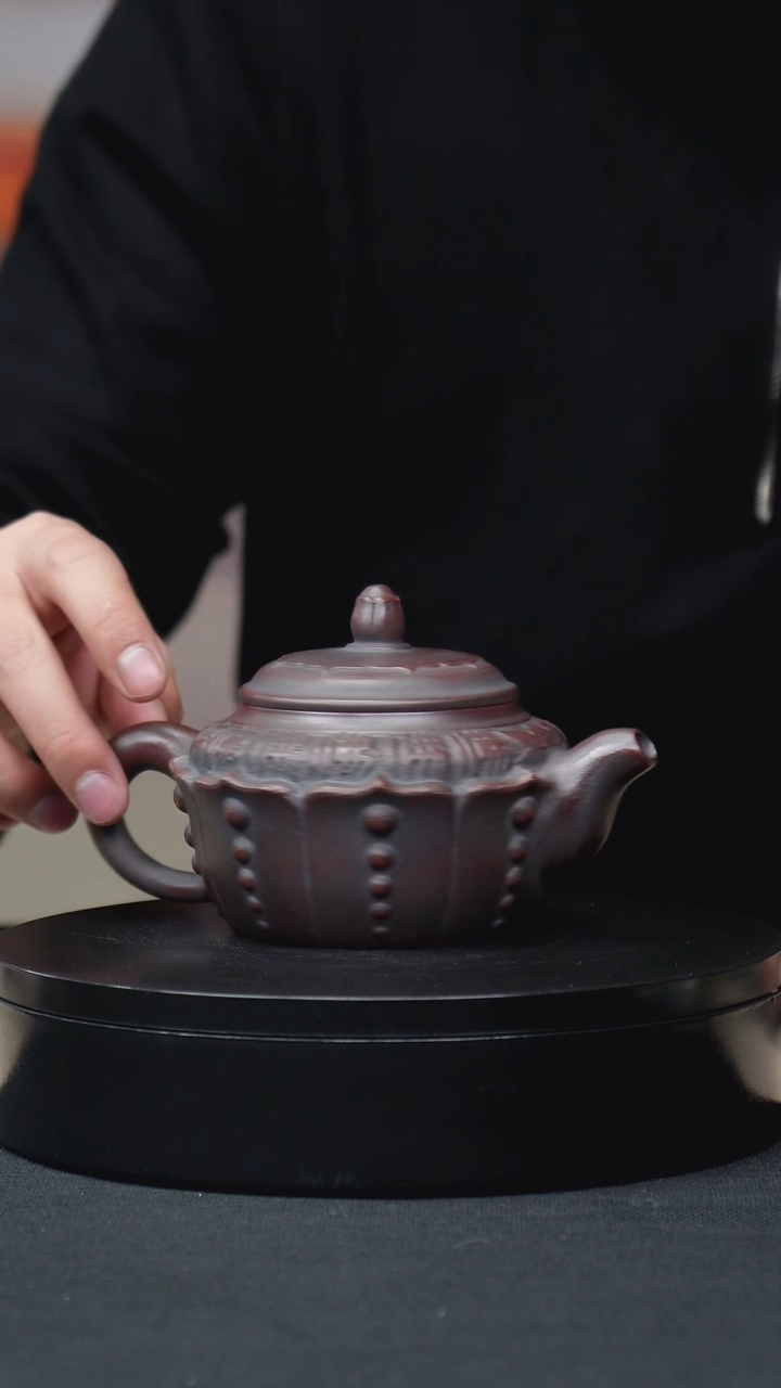 【闪购商品】紫砂茶壶铁血红砂莲花低扭