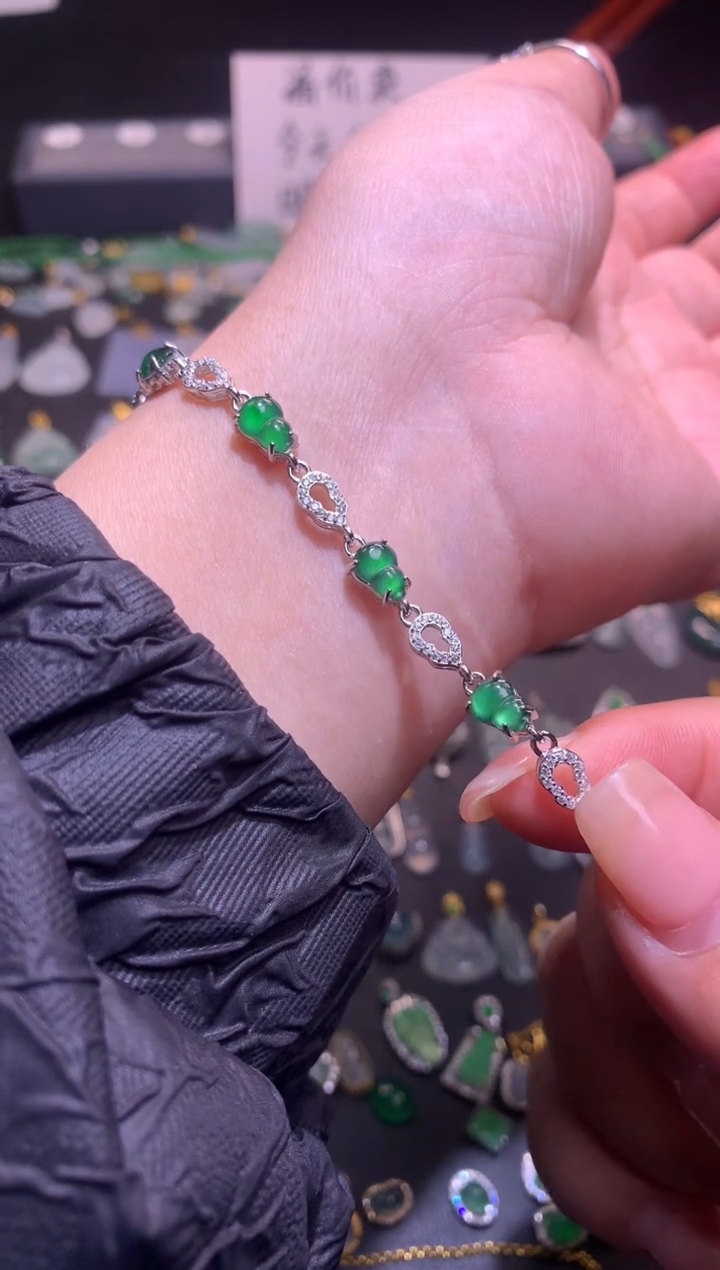 【闪购商品】翡翠吊坠(不含链)银S925镶嵌1