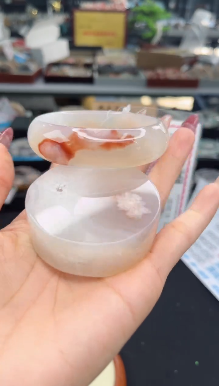 【闪购商品】石英质玉手镯未镶嵌58圈口（赠品镯心）6235327