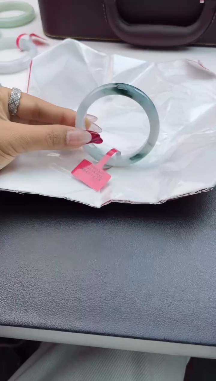 【闪购商品】翡翠手镯未镶嵌10翡翠手镯