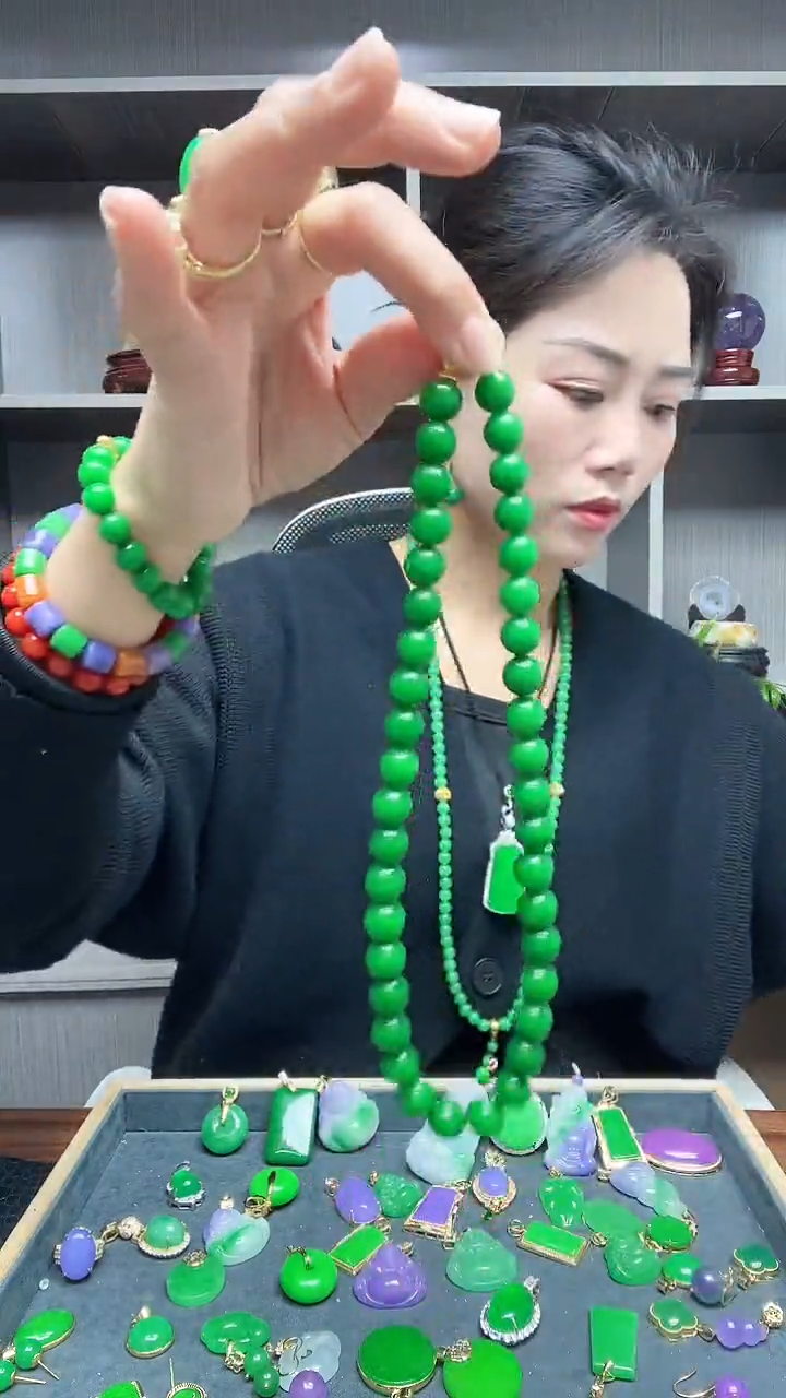 【闪购商品】翡翠颈饰未镶嵌项链