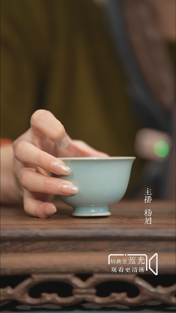 卷足铃铛杯-张海英-全品-眉
