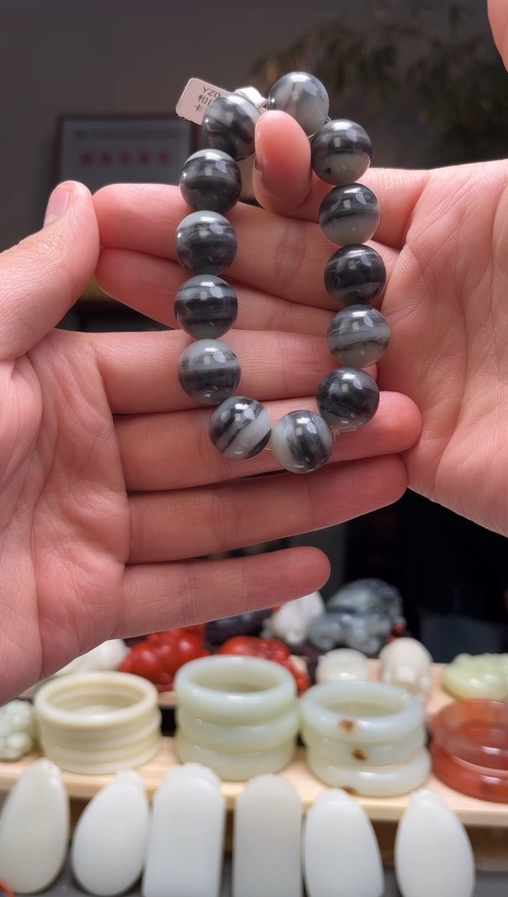 颈饰未镶嵌和田玉17+