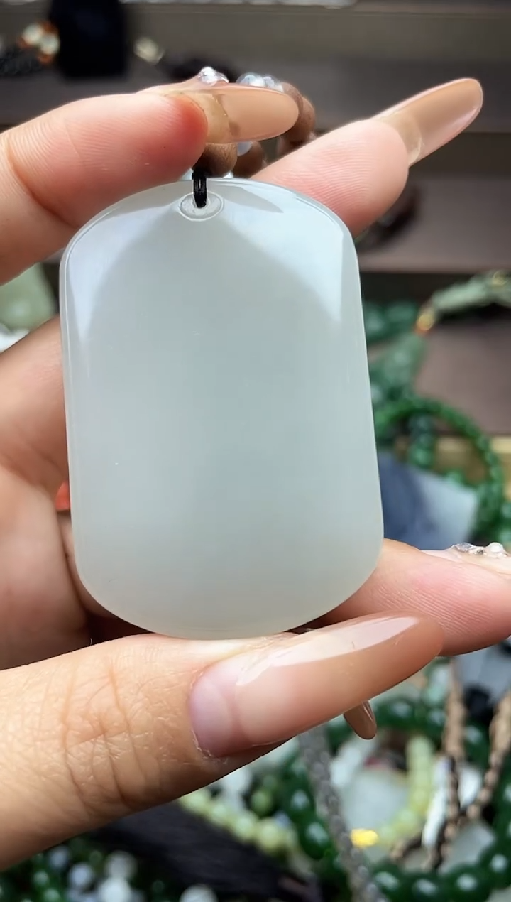 颈饰未镶嵌和田玉未镶嵌和田玉吊坠多样性拍一发一