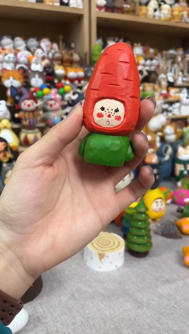 木捡漏价手工木雕胡萝卜人摆件