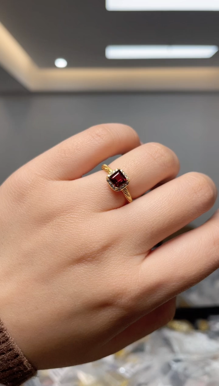 【闪购商品】石榴石·未镶嵌（多样性单个发货）