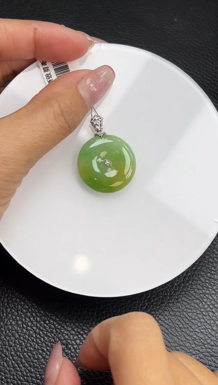 【闪购商品】翡翠颈饰18K金镶嵌YM1078-7 平安扣