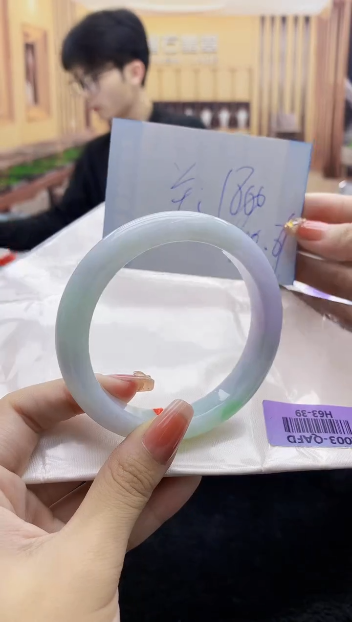 【闪购商品】翡翠手镯未镶嵌   H63-39