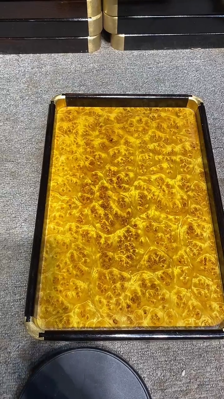 木木雕款漫**生茶盘一个