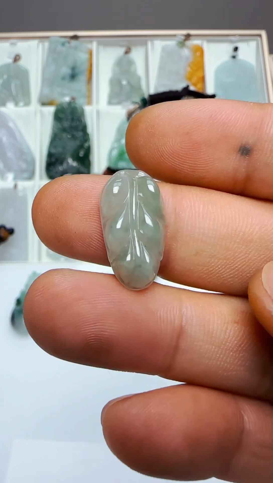 【闪购商品】翡翠颈饰未镶嵌缅甸天然A货翡翠