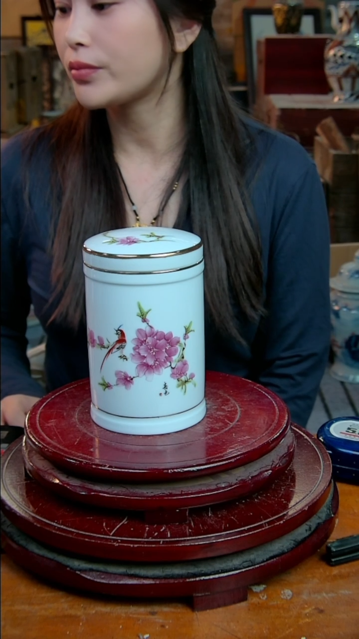 摆件景德镇陶瓷摆件水点桃花大茶叶罐