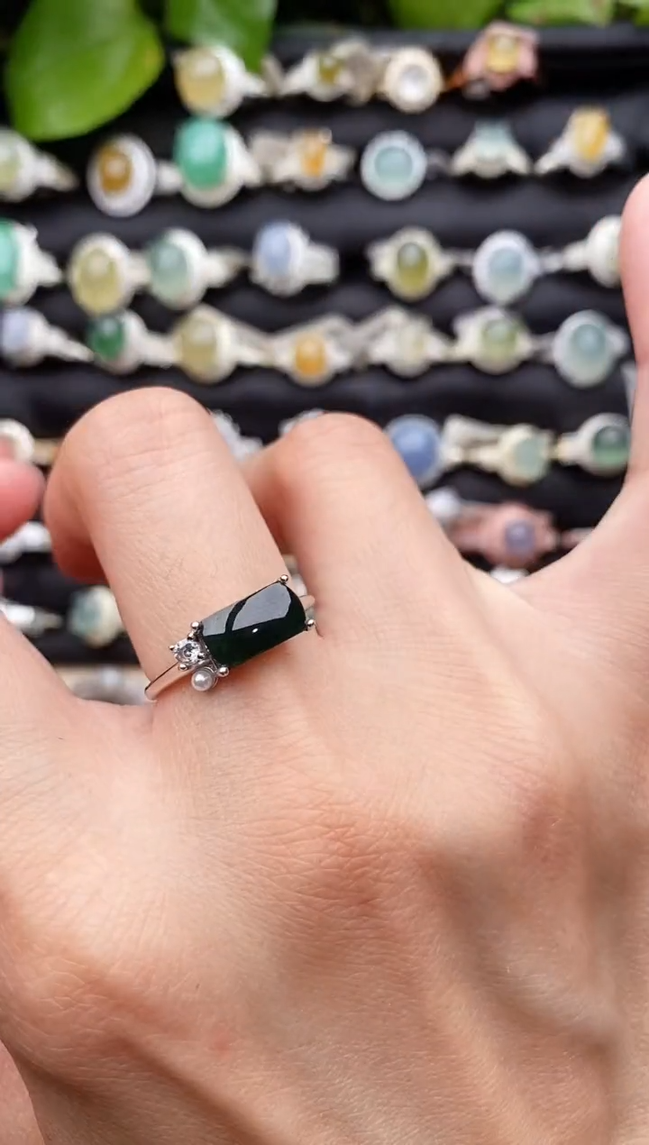 【闪购商品】翡翠戒指银S925镶嵌缅甸天然A货翡翠22   7-