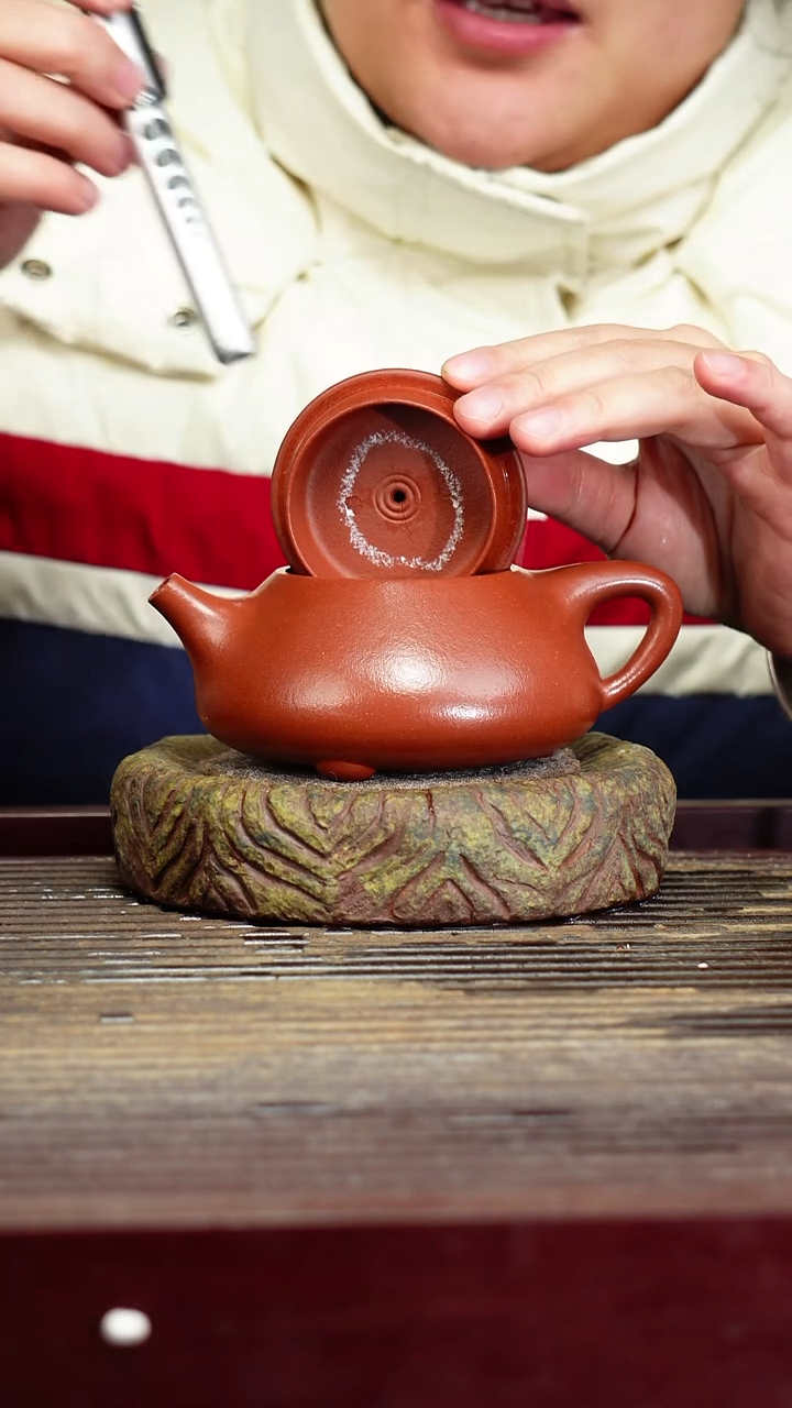 宜兴原矿紫砂壶茶壶宜兴原矿紫砂壶茶壶260C