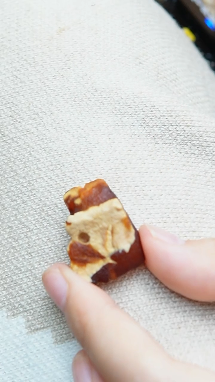 【闪购商品】琥珀裸石未镶嵌原石