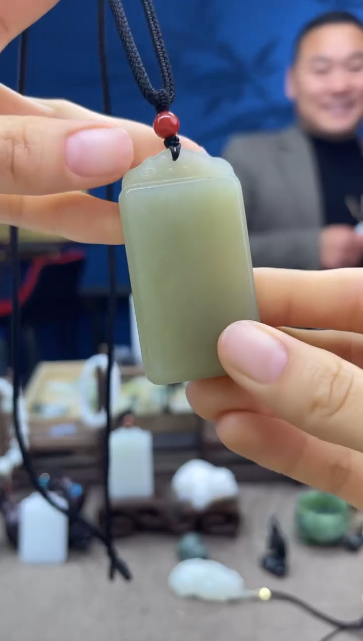 【闪购商品】和田玉颈饰未镶嵌1