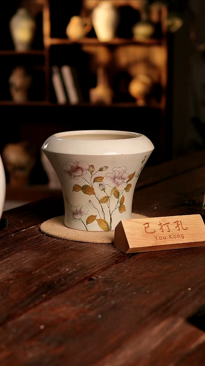 摆件19-519微瑕高度20口径17已打孔误差2孤品
