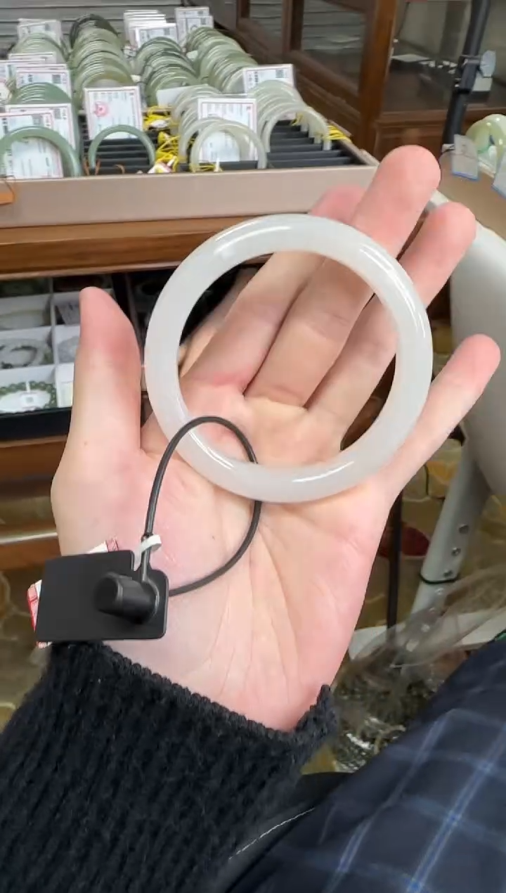 未镶嵌手镯和田玉58