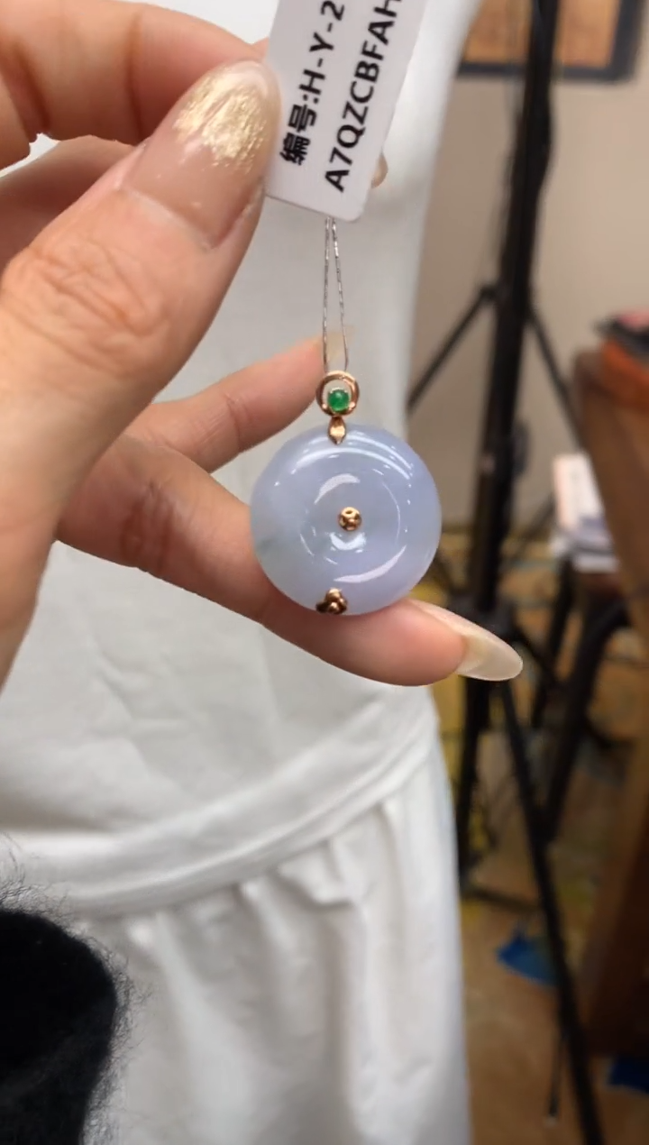 【闪购商品】翡翠耳饰18K金镶嵌平安扣