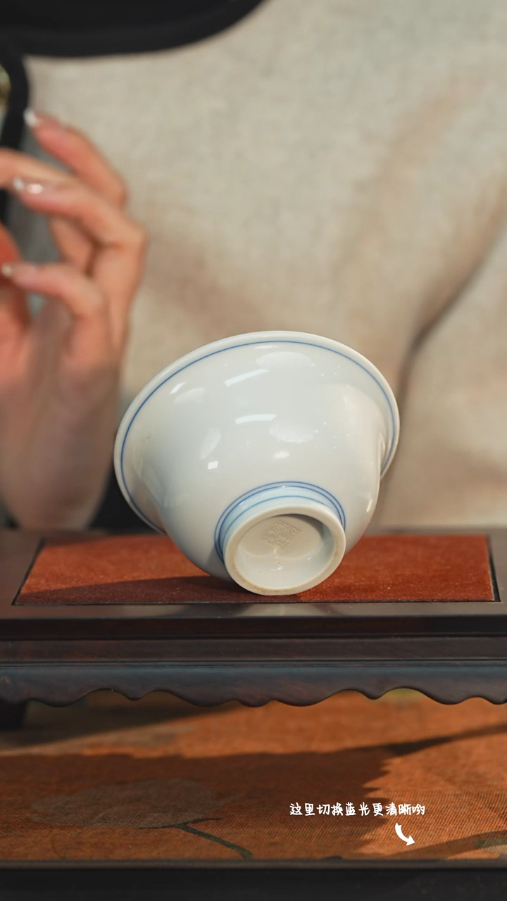 【闪购商品】馆藏级斗彩女将军—涂杏花大师