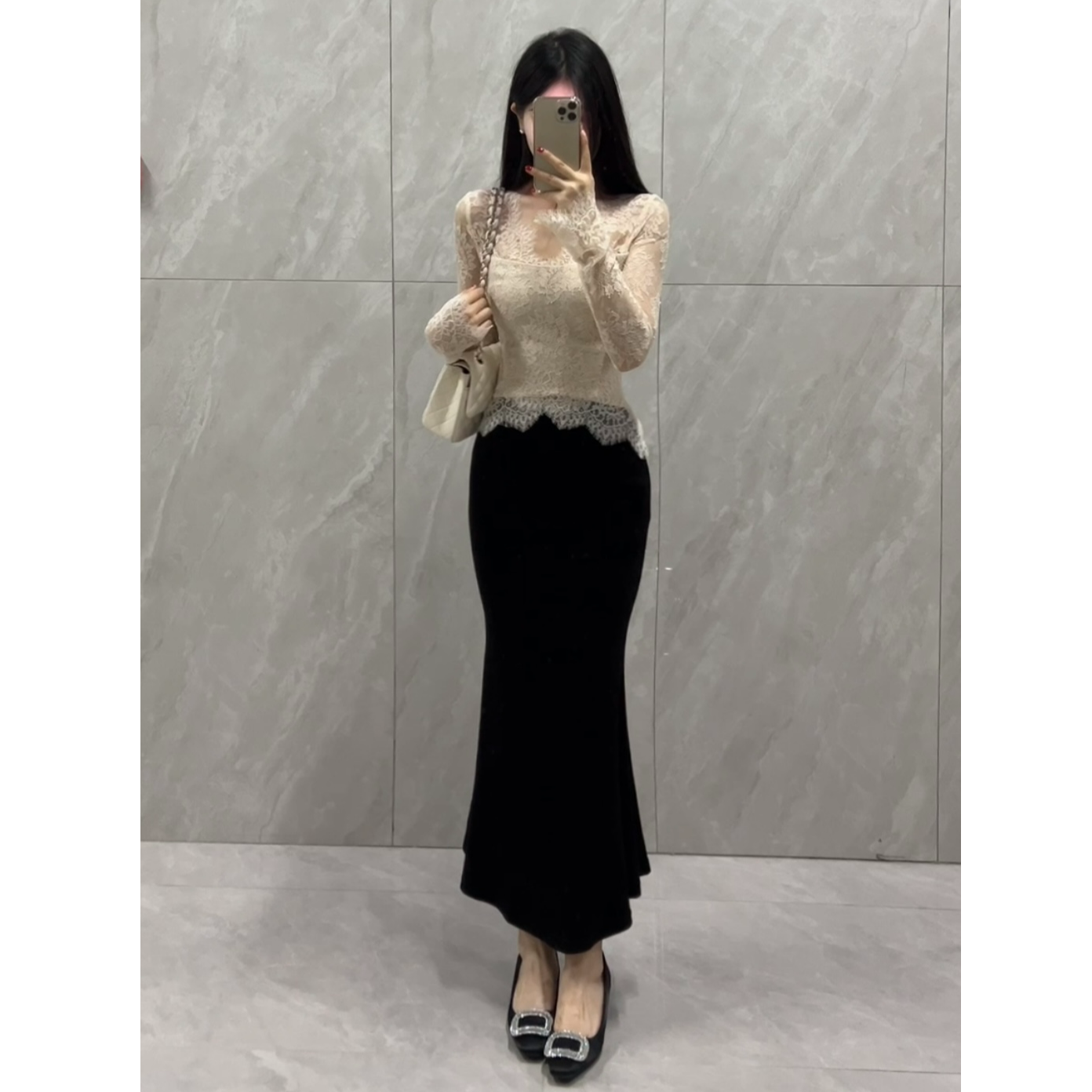 【白塔玫瑰】新款气质百搭修身V领轻奢打底蕾丝显瘦长袖上衣XY-031