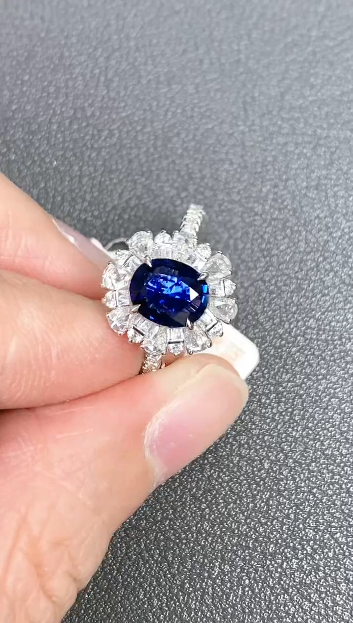 【闪购商品】蓝宝石戒指18K金镶嵌1.37ct/年货节专属价