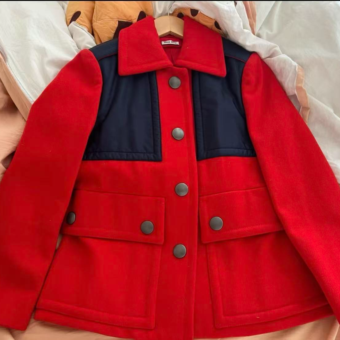 未使用 MIU MIU/缪缪 双双臻选/vv03395/缪缪大衣/40