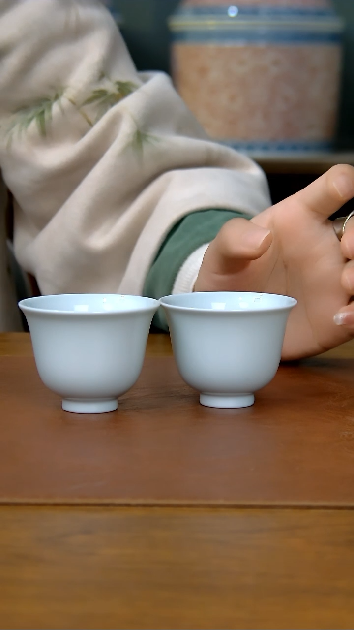 【闪购商品】纯白胎铃铛杯（柴窑）