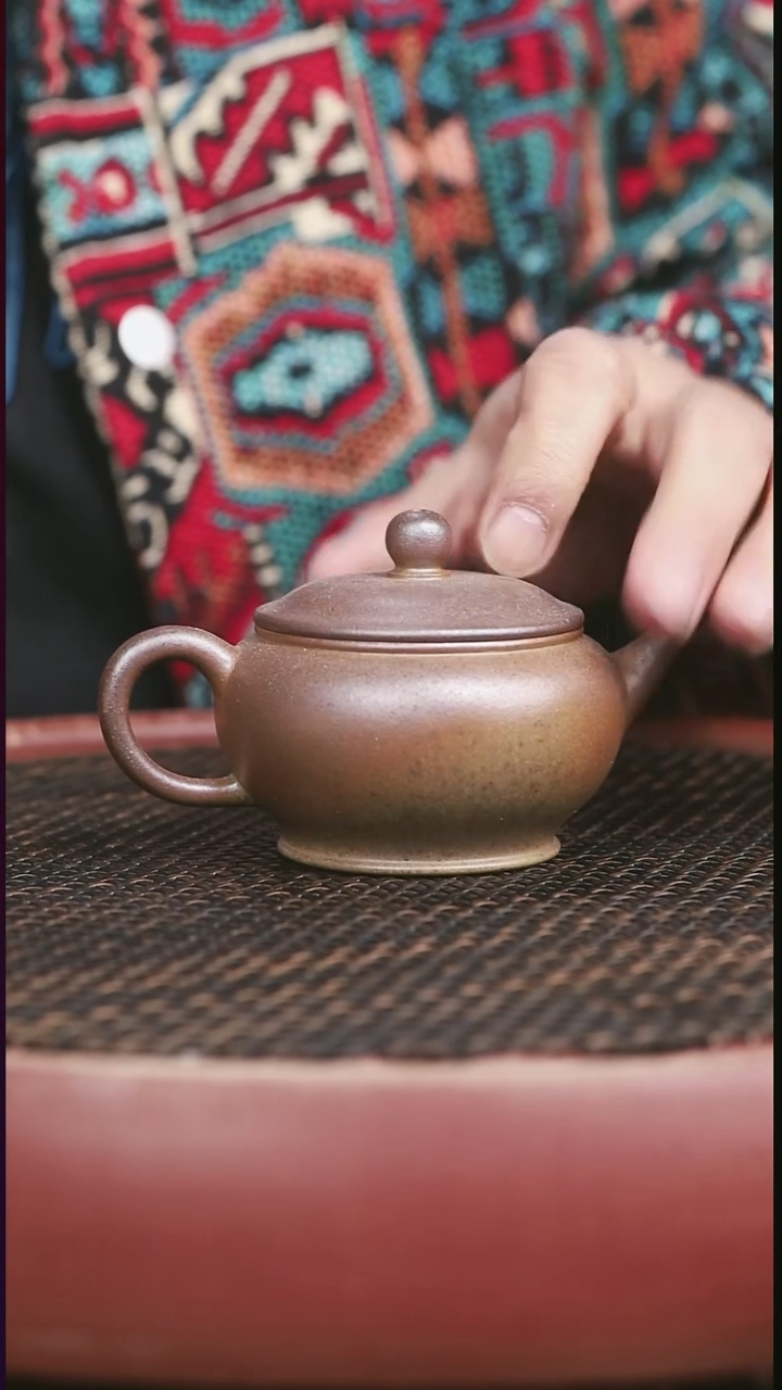 茶壶紫砂32号柴烧水平150CC
