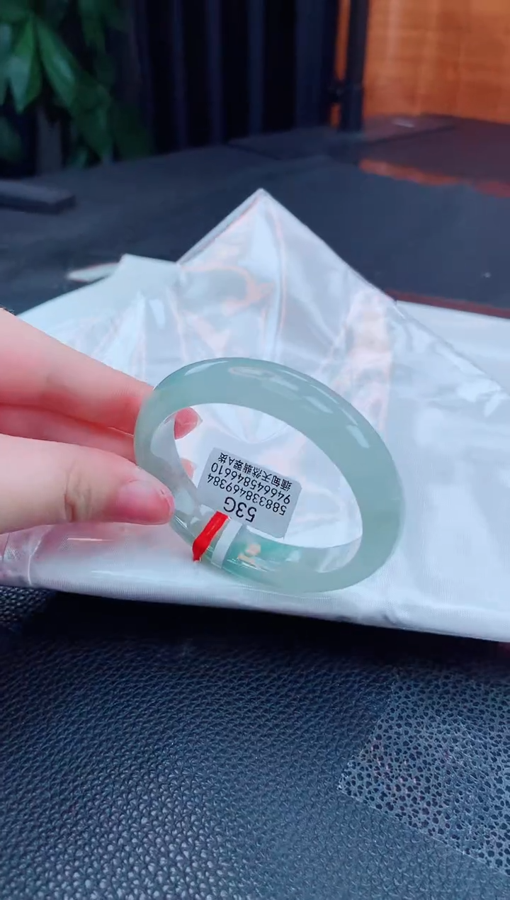 【闪购商品】翡翠手镯未镶嵌缅甸天然翡翠A货手镯
