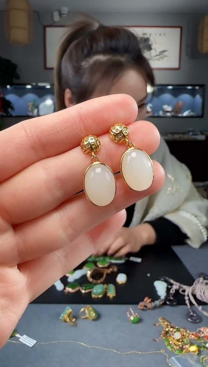 【闪购商品】和田玉耳钉银S925镶嵌1