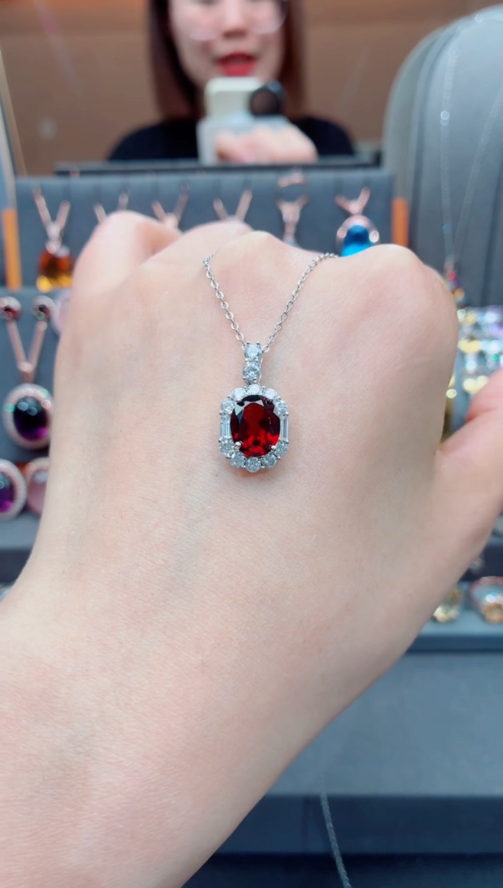 银S925镶嵌吊坠石榴石石榴石吊坠