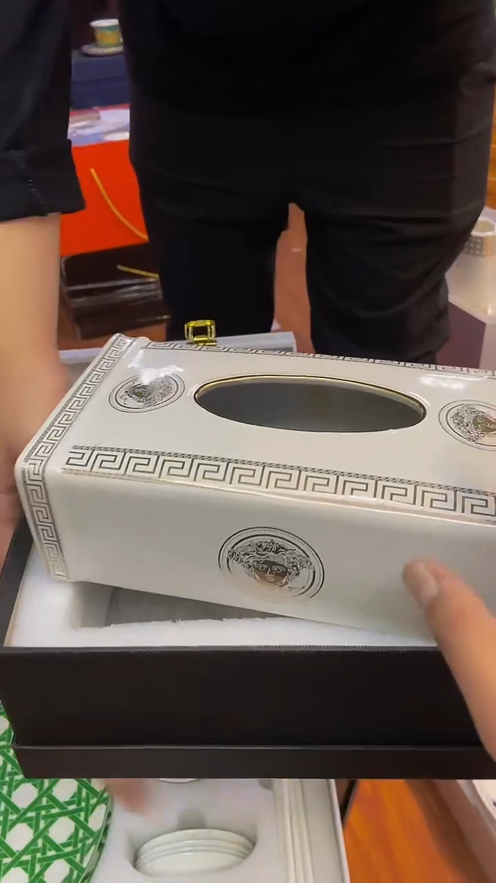 【闪购商品】鸿辉家品牌瓷器，京东包邮！