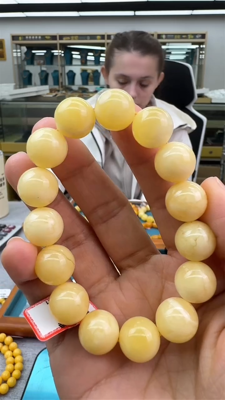 【闪购商品】琥珀手链未镶嵌25秒拍号