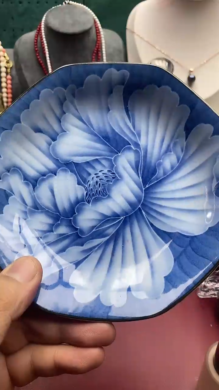 瓷片小*哈哈哈哈哈哈哈哈