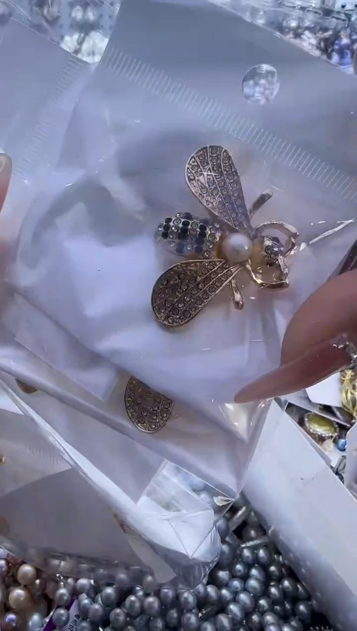 【闪购商品】淡水珍珠胸针银S925镶嵌33