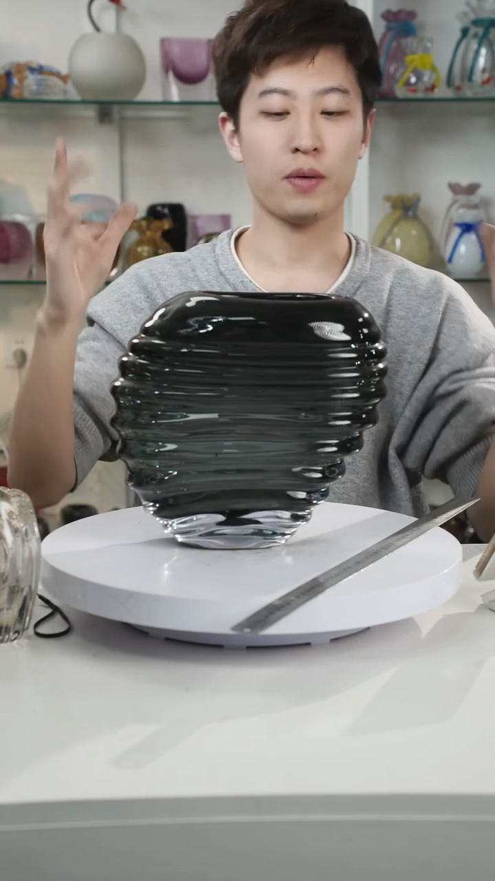 【闪购商品】琉璃高25轻奢琉璃花器福利正常手工痕迹