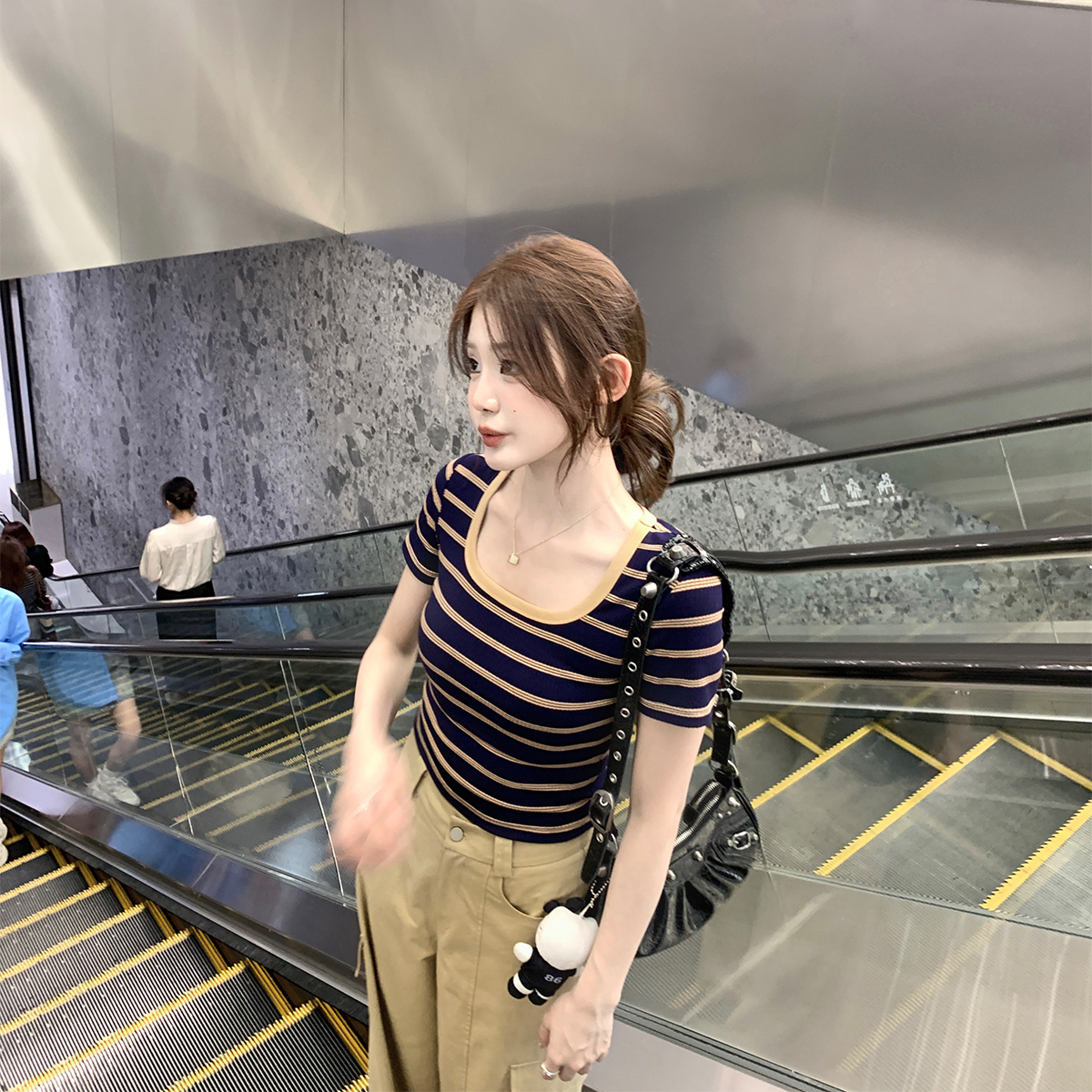 Zzhen【人生五线谱】美式撞色条纹百搭U领短袖DTX699