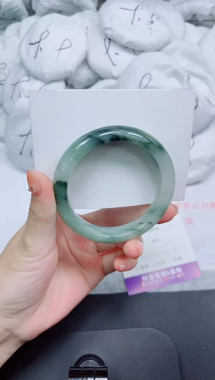 石英质玉手镯未镶嵌12-56