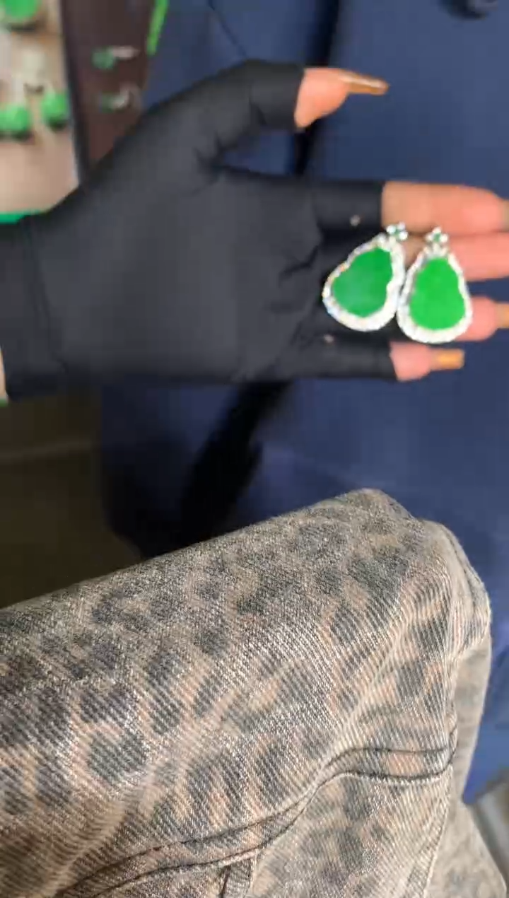 【闪购商品】定制翡翠未镶嵌35定制翡翠-多样性发货（发其一）