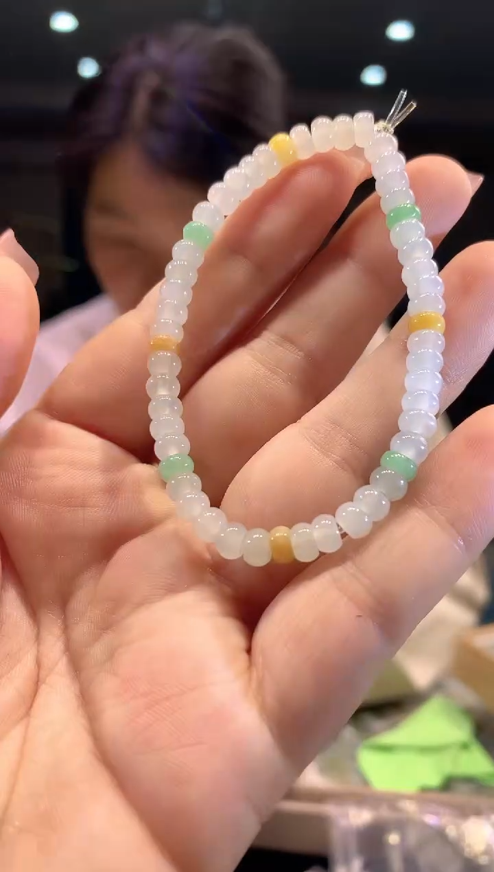 【闪购商品】翡翠手串未镶嵌069 llx时尚