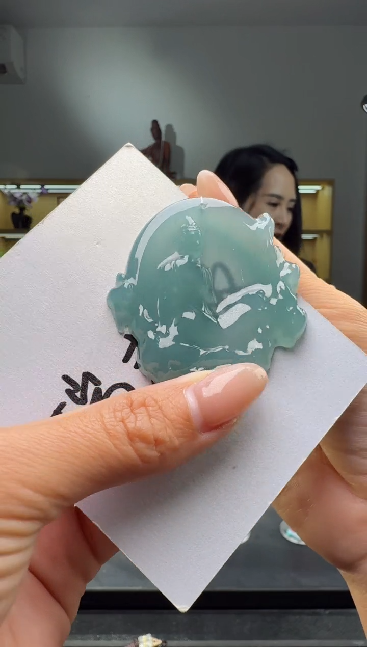 吊坠(不含链)未镶嵌翡翠观音（多样性发其一）