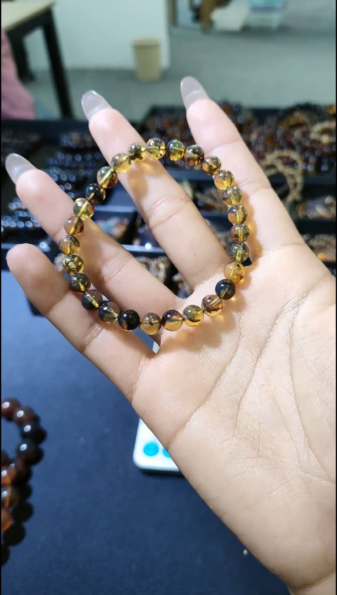 【闪购商品】琥珀手链未镶嵌#67#6mm缅甸琥珀灵草珀手串