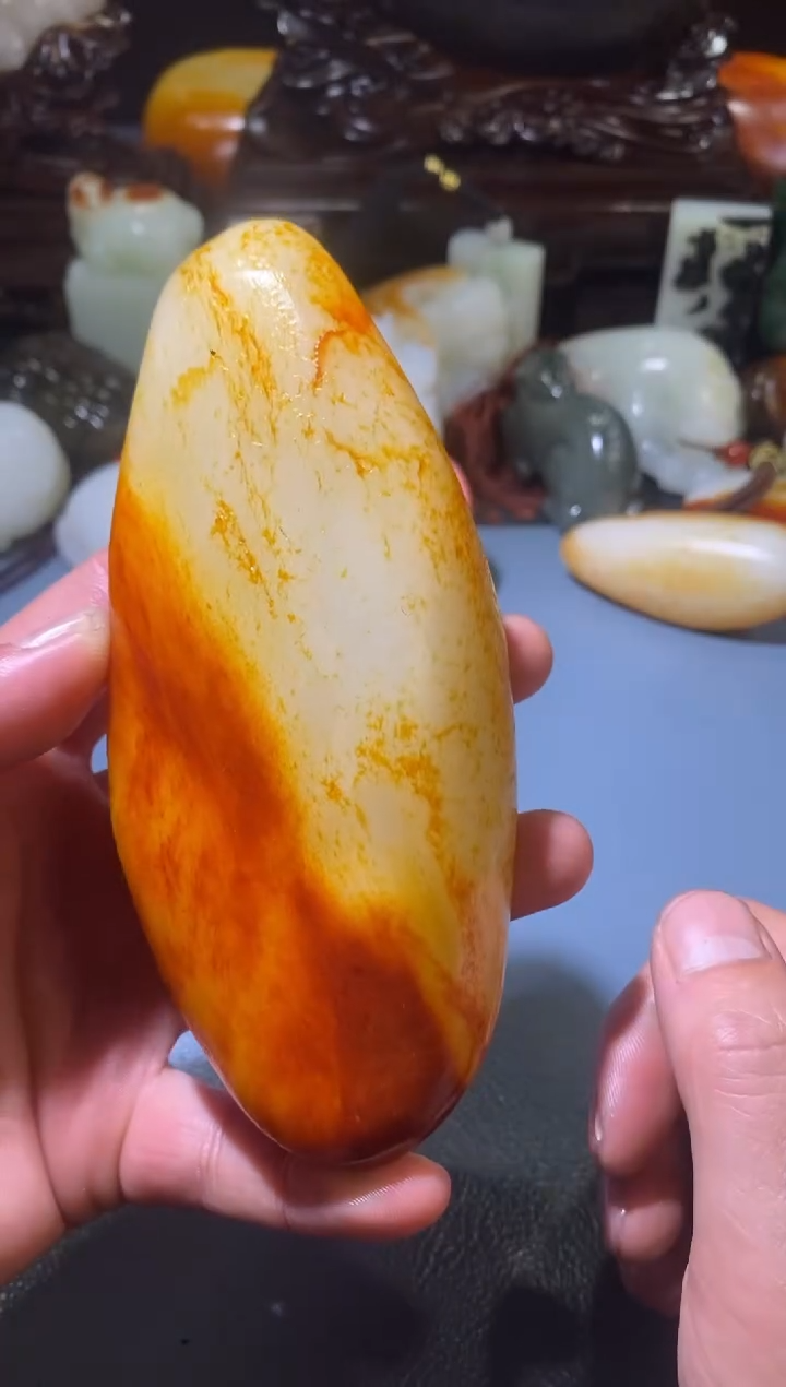 未镶嵌和田玉把件杨****.和田玉