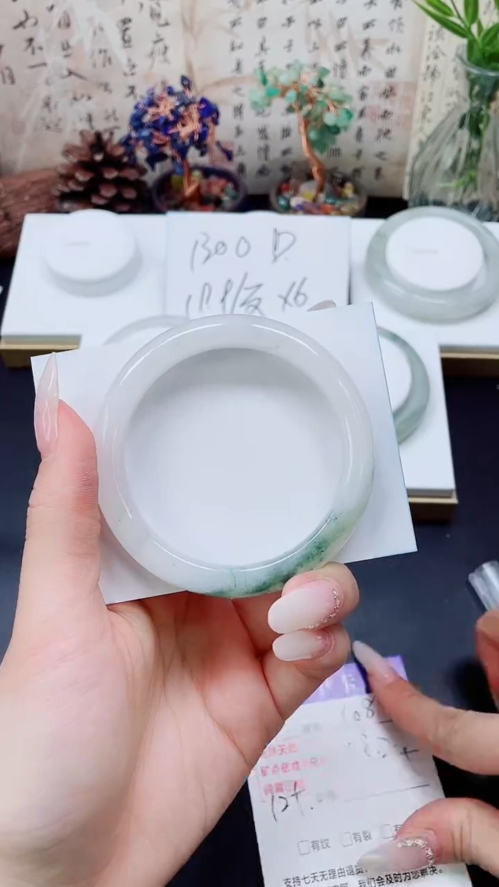 未镶嵌手镯石英质玉A108-58.2