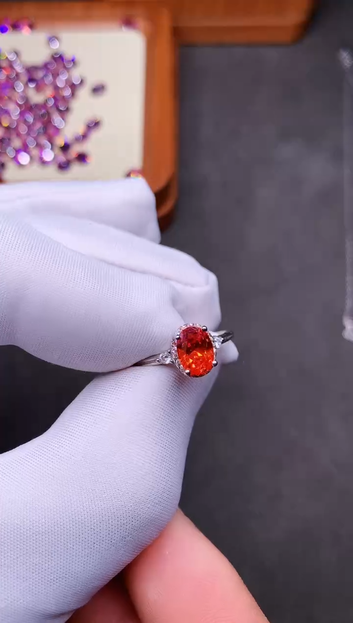 彩色蓝宝石戒指银S925镶嵌·······