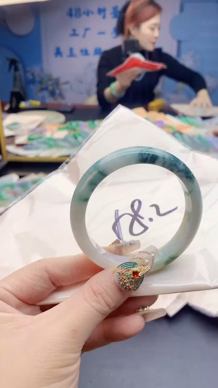 【闪购商品】翡翠手镯未镶嵌0145923747