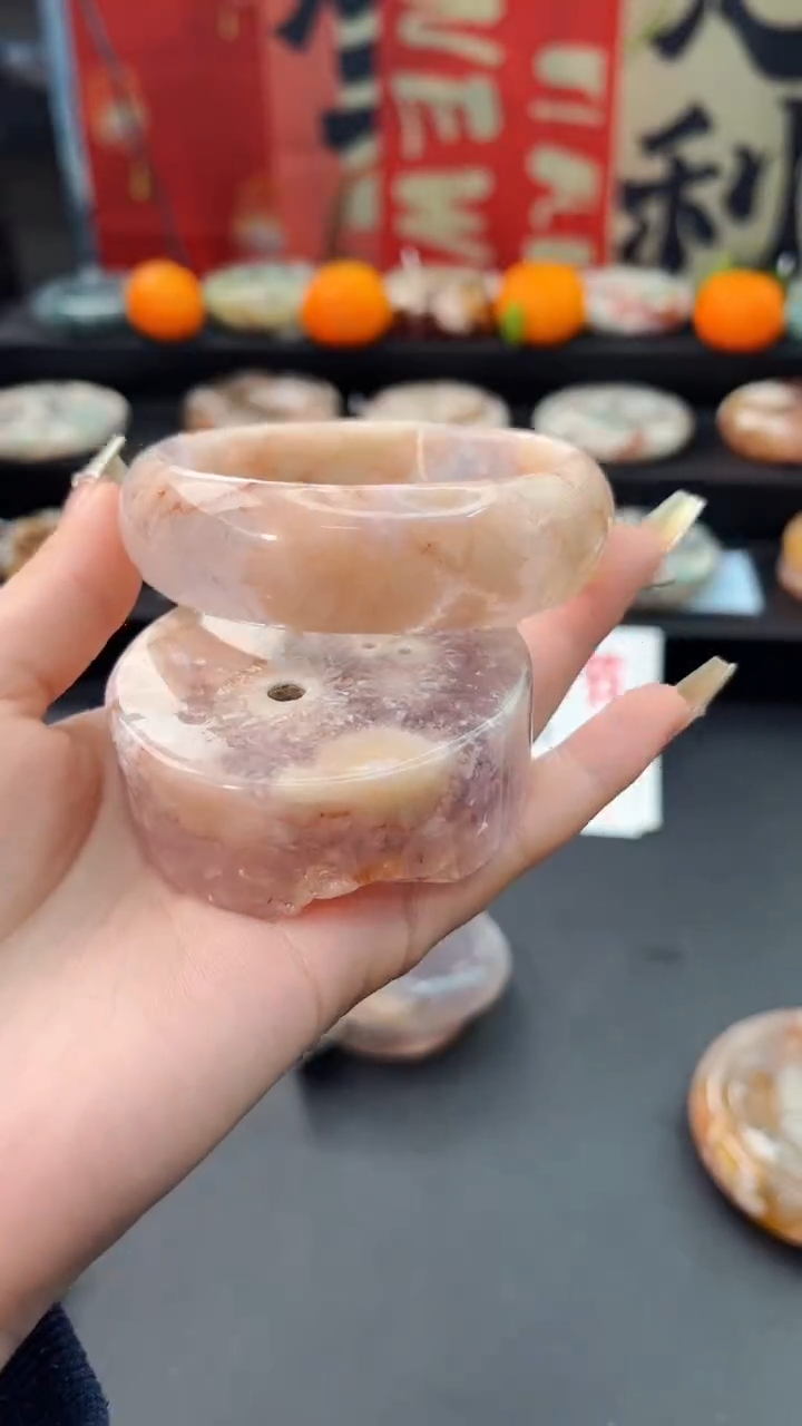 【闪购商品】石英质玉手镯未镶嵌赠送镯心（61圈口）