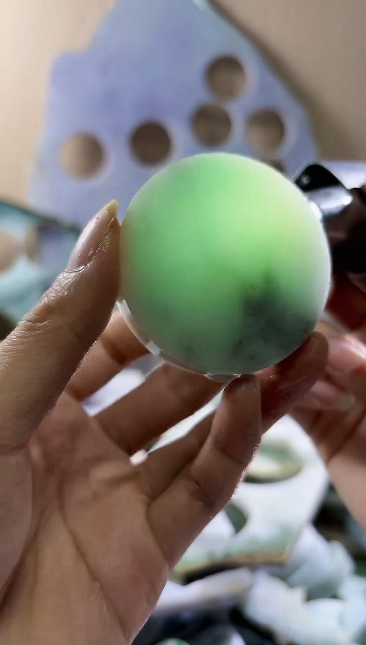 翡翠未镶嵌颈饰翡翠A货 陈谭80