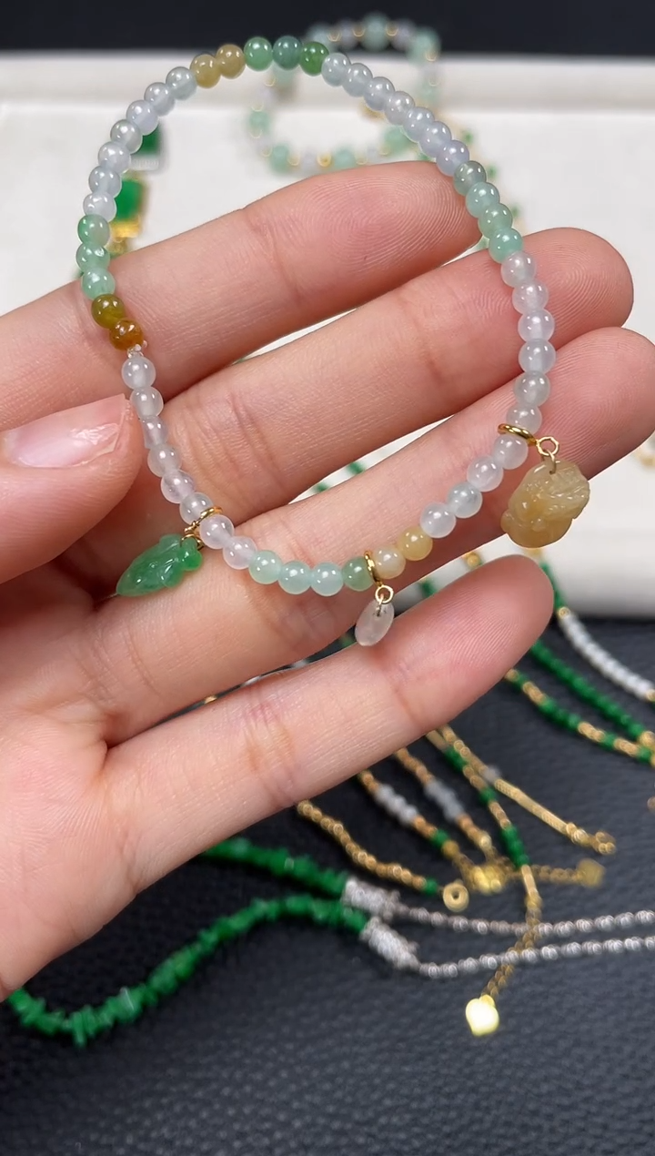 【闪购商品】翡翠套链未镶嵌一个   JK243